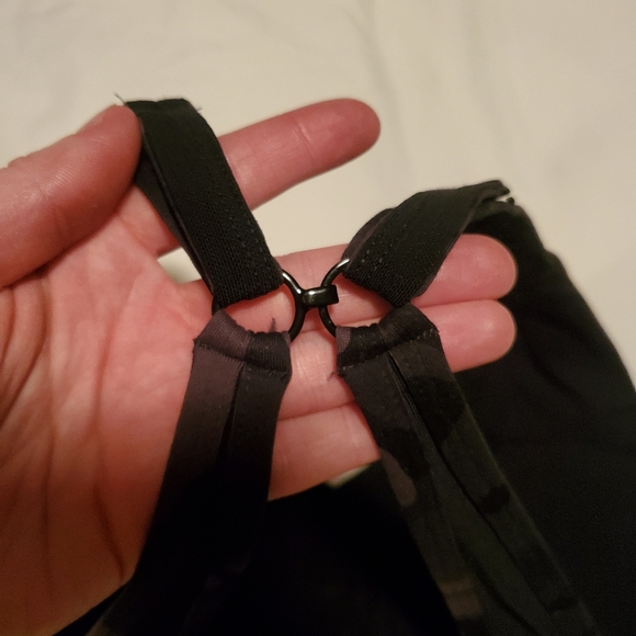 Zyia Forest Camo Adjustable Mesh Bra - Picture 9 of 11